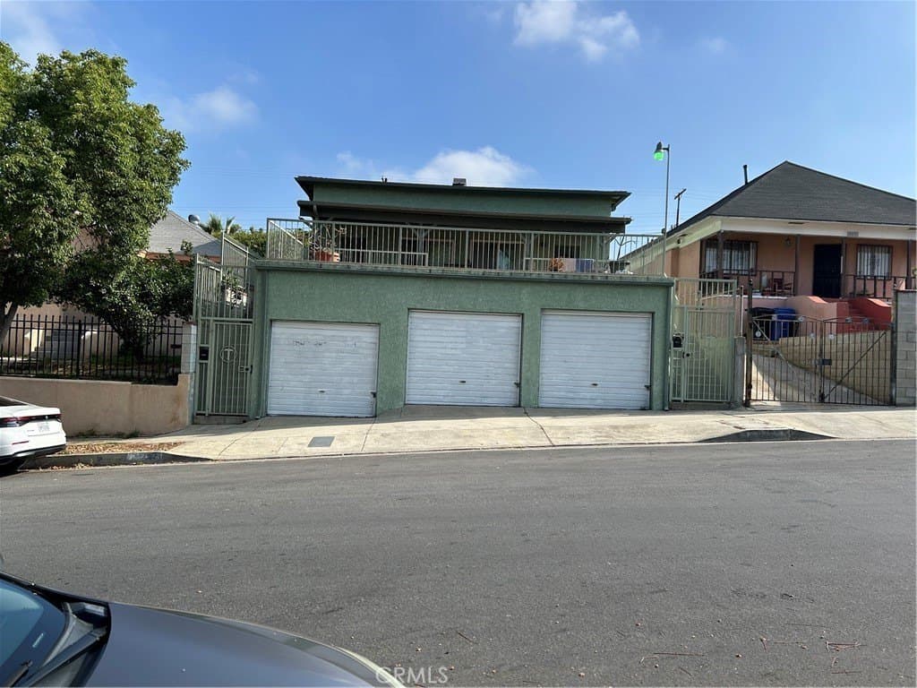 Unknown, Los Angeles