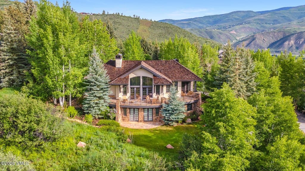 312 Holden Rd, Beaver Creek