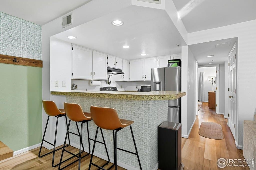 935 Broadway Apt 104, Boulder