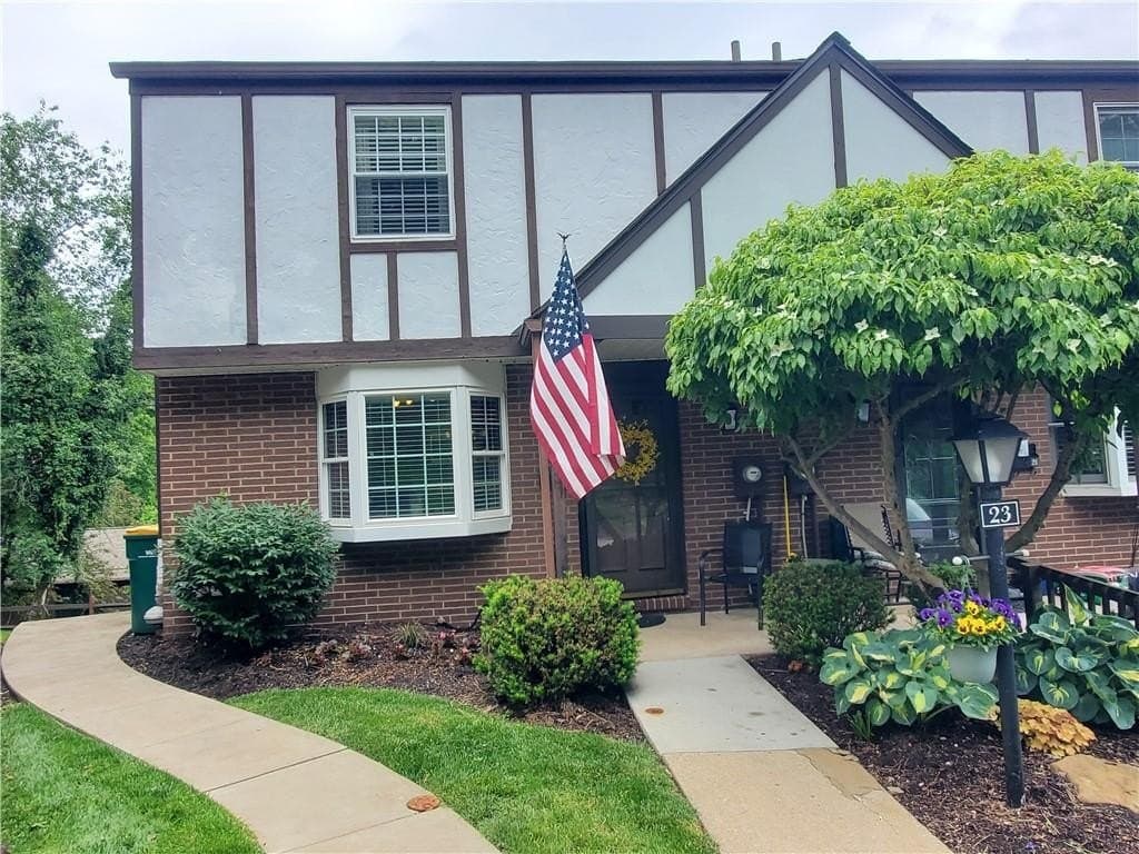 23 Hiland Valley Dr, Pittsburgh