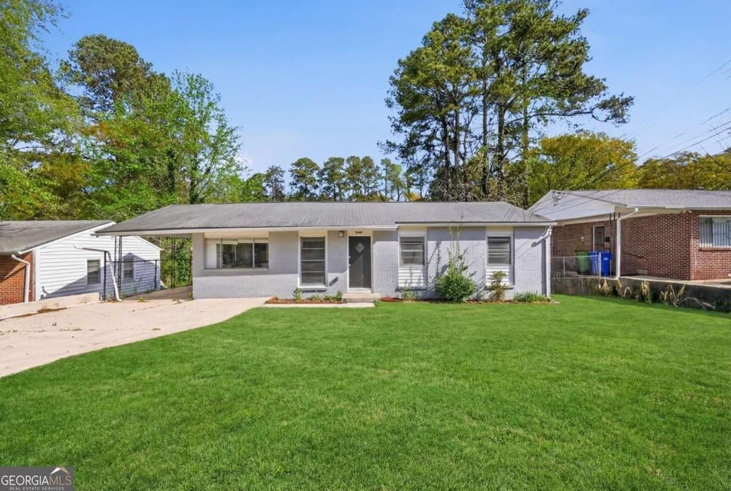 2649 Santa Barbara Dr NW