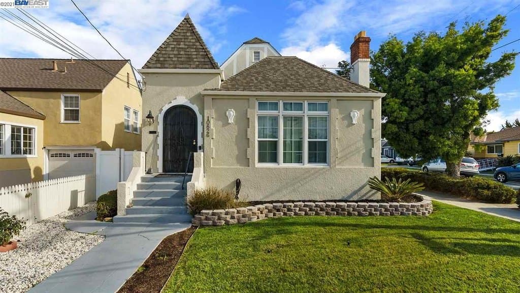 10626 Beverly Ave, Oakland