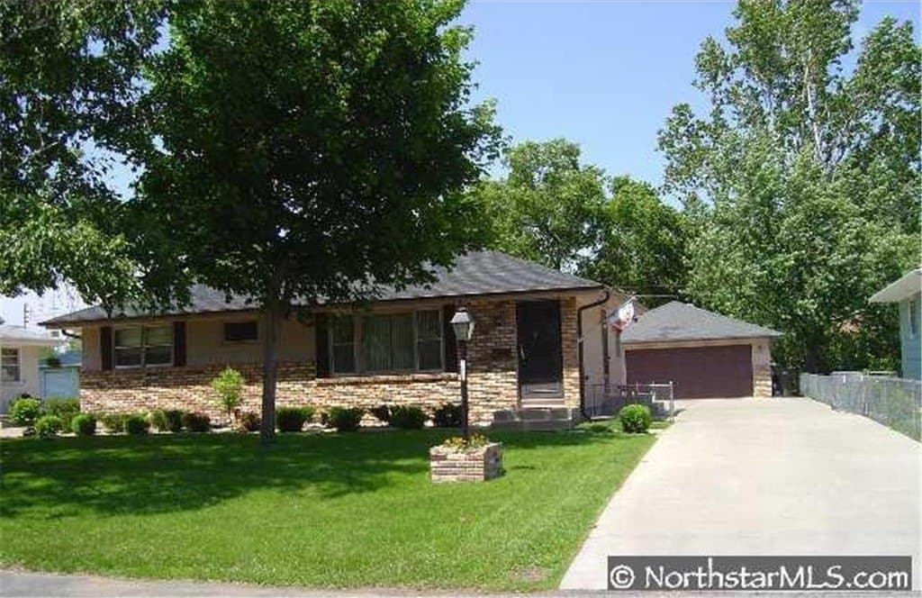 6530 45th Pl N, Minneapolis