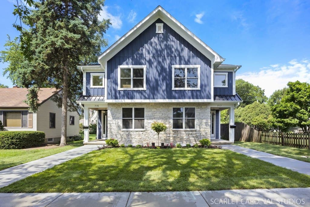 715-717 N Brainard St, Naperville