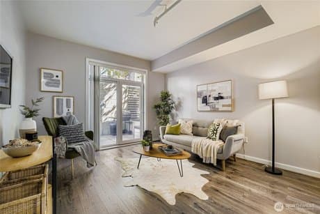 103 Bellevue Ave E Apt 102