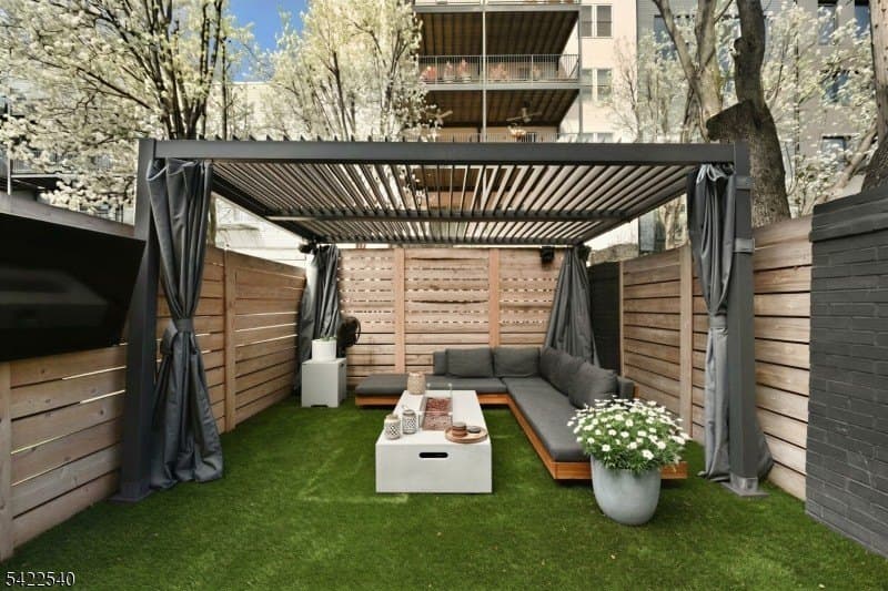 406 Madison St Apt 1R, Hoboken