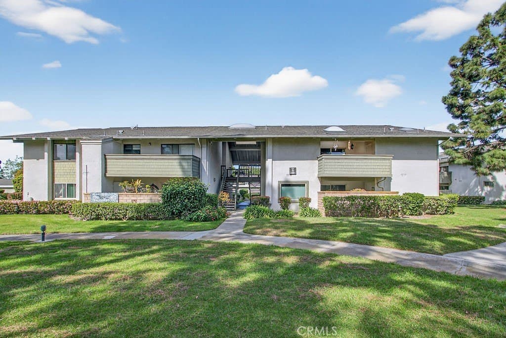 8777 Coral Springs Ct Unit 8C, Huntington Beach
