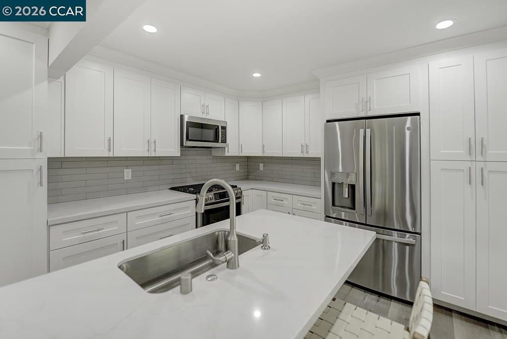 1124 Singingwood Ct Apt 5, Walnut Creek