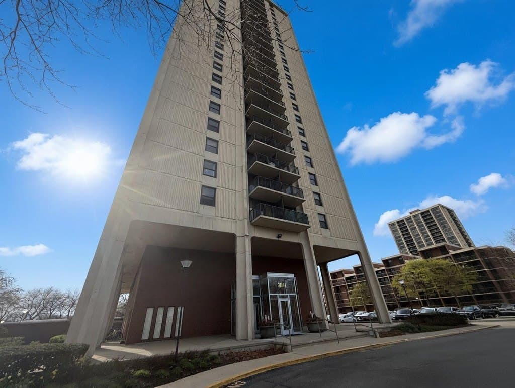 3001 S Michigan Ave Unit 1707, Chicago