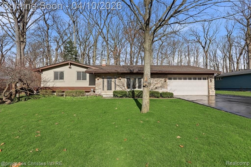 2835 Aspen Ln, Bloomfield Hills