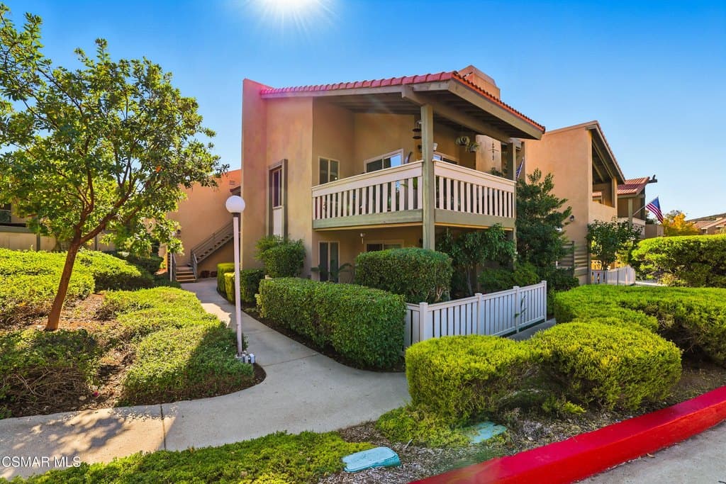 245 Oakleaf Dr Apt 205, Thousand Oaks