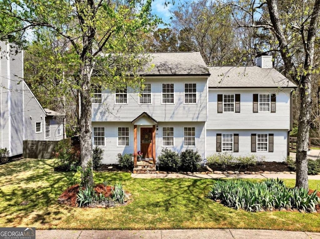 240 Park Bridge Ln, Roswell