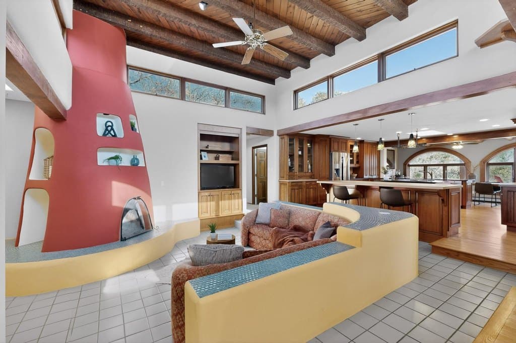 123 LA Senda Rd, Los Alamos