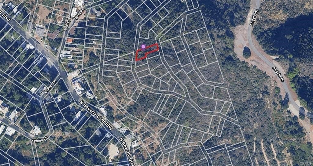 1561 N Dessery Ln, Beverly Hills