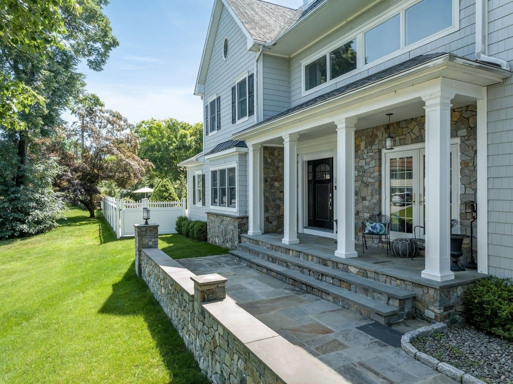 7 Curt Ter, Greenwich