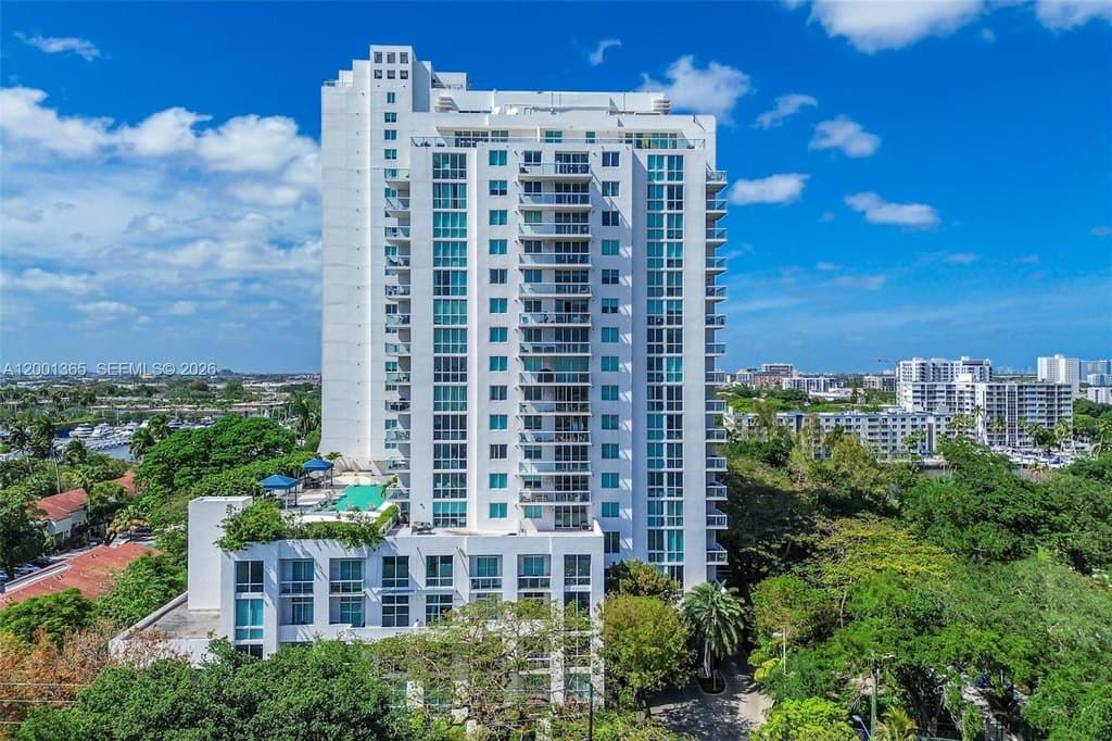 1861 NW S River Dr Unit 2006, Miami