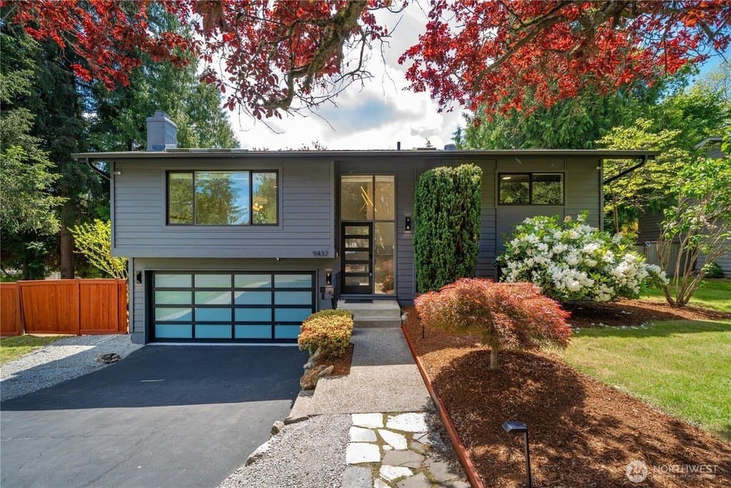 9437 NE 126th Pl, Kirkland