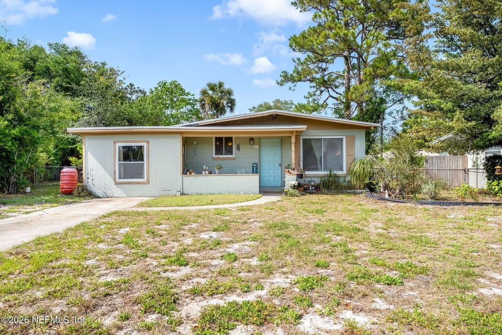 27 San Pablo Cir N, Jacksonville Beach