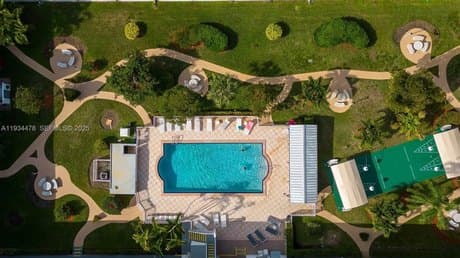 15600 NE 6th Ave Apt 34A