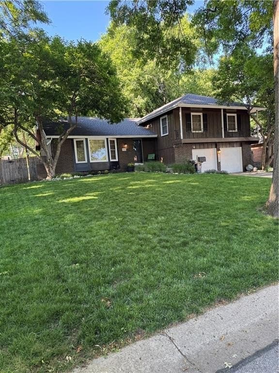 100 W 109th Ter, Kansas City