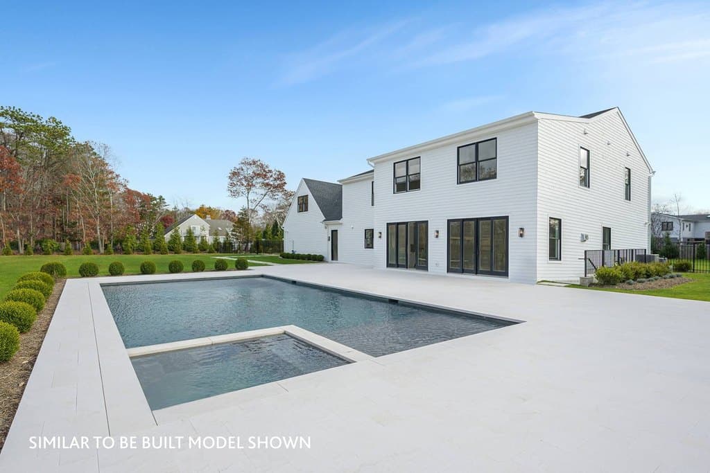 94 Laurel Dr, Montauk