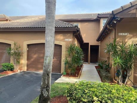 1384 Veracruz Ln Unit 4-7