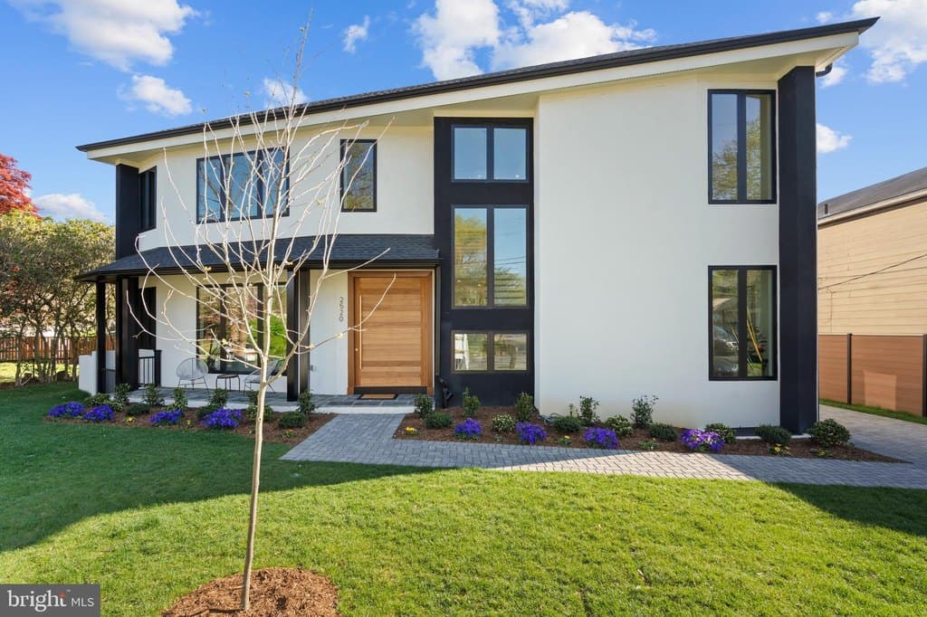 2520 5th St S, Arlington