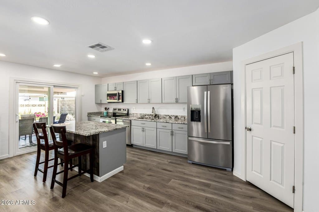 1930 W Joan De Arc Ave