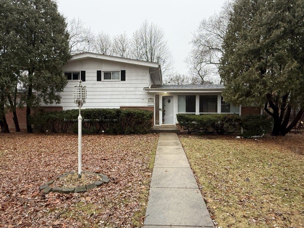 9200 Avers Ave, Evanston