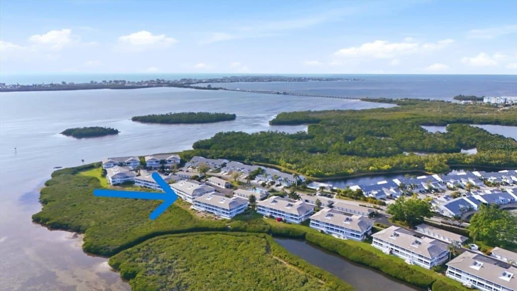 1323 Perico Point Cir Unit 107, Bradenton