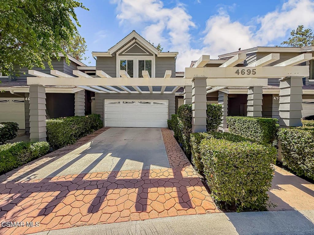 4695 Club View Dr, Westlake Village