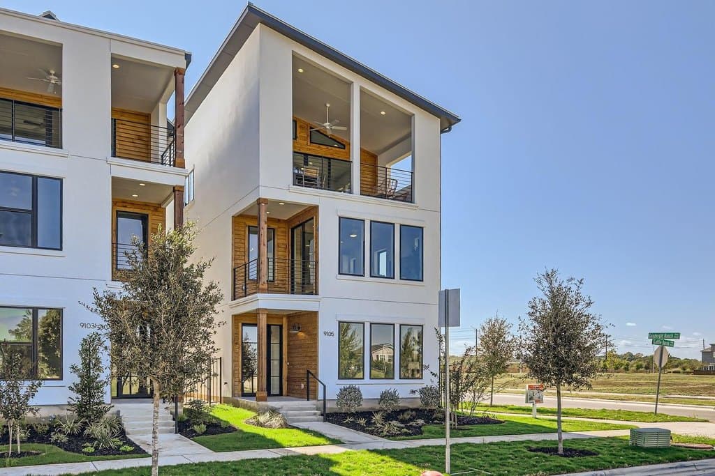 9105 Cattle Baron Path, Austin