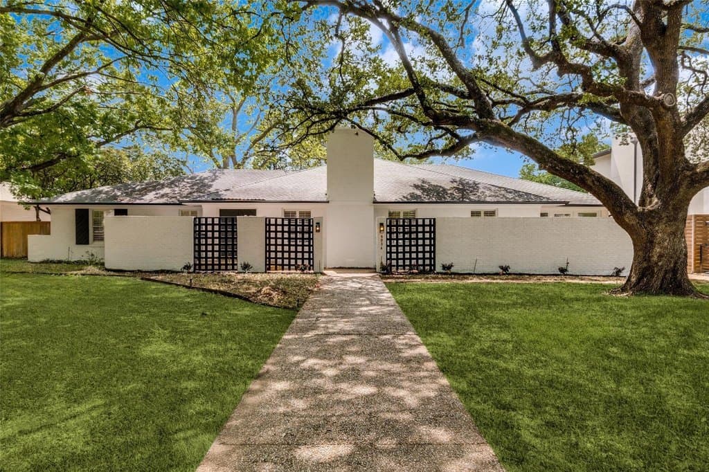 6034 Prestonshire Ln