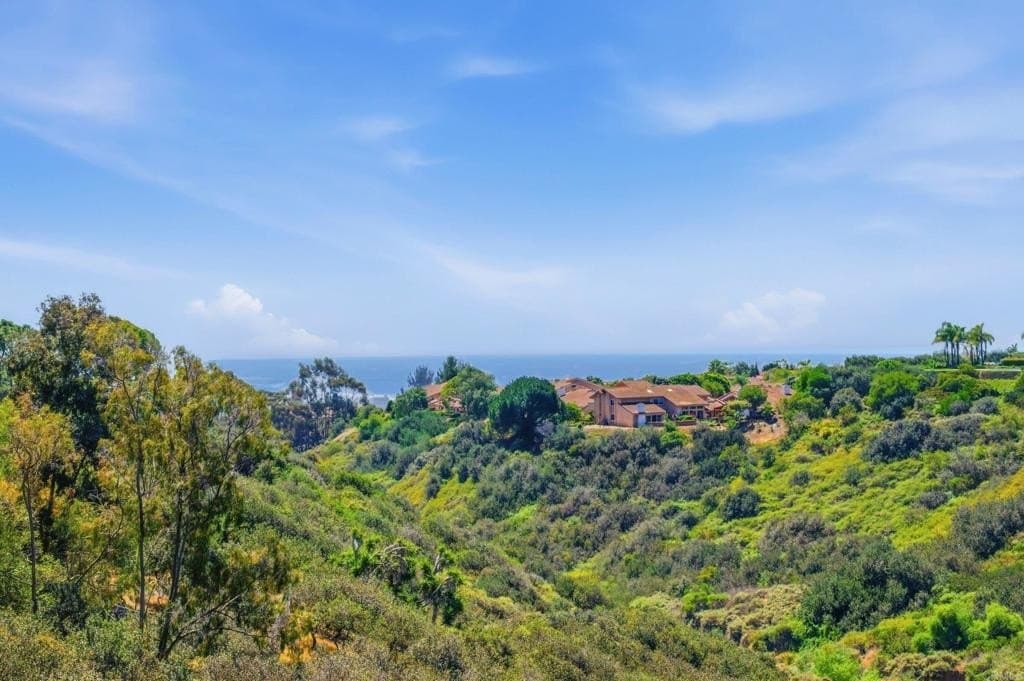 5958 Sagebrush Rd, La Jolla