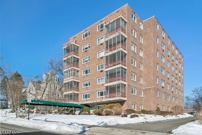 11 Euclid Ave Apt 4D, Summit