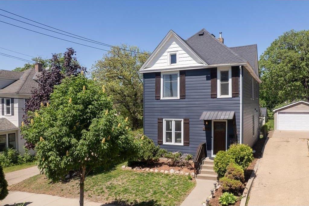 1117 26th Ave NE, Minneapolis