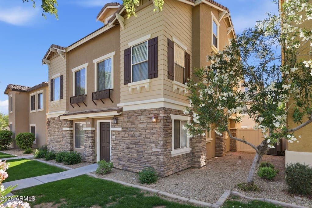 960 W Aspen Way, Gilbert