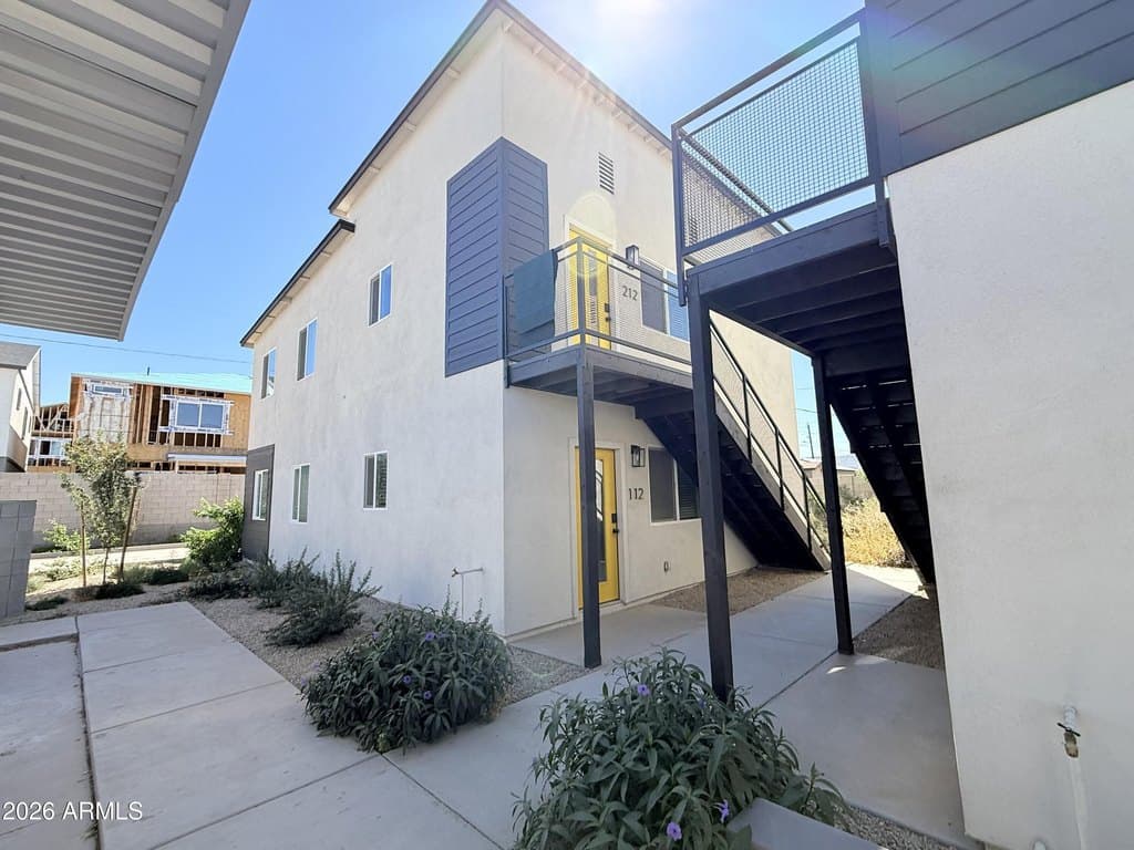 4037 S 12th St, Phoenix