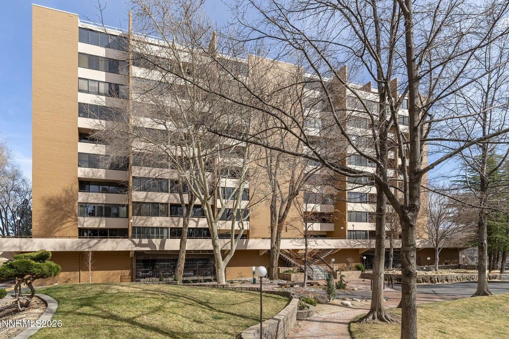 1200 Riverside Dr Unit 1227, Reno