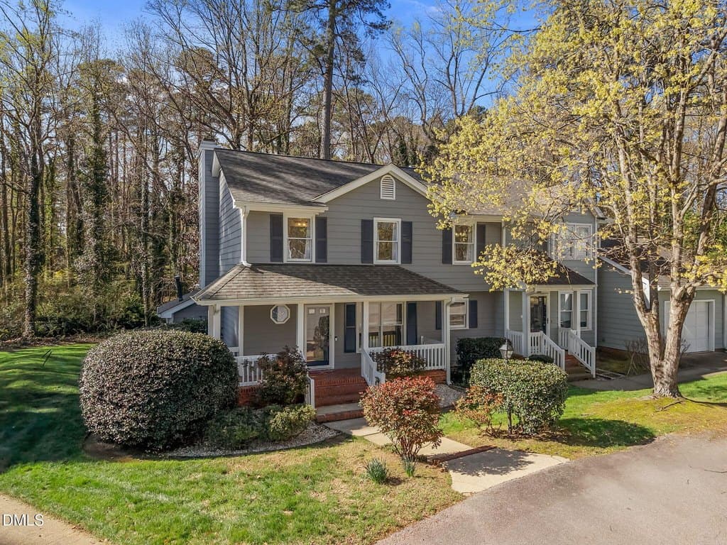 1401 Mapleside Ct, Raleigh