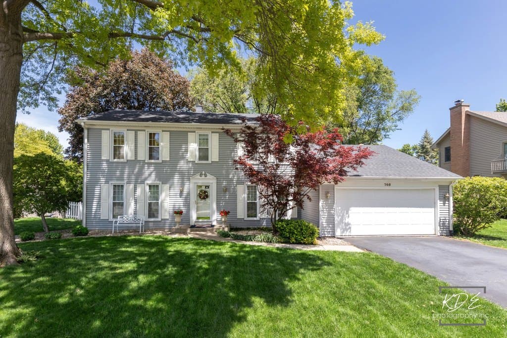 705 Timber Trail Dr, Naperville