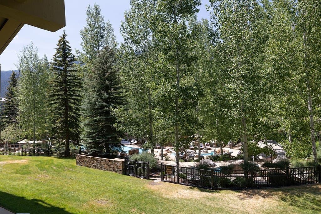 7680 Granite Loop Rd Unit 550, Teton Village