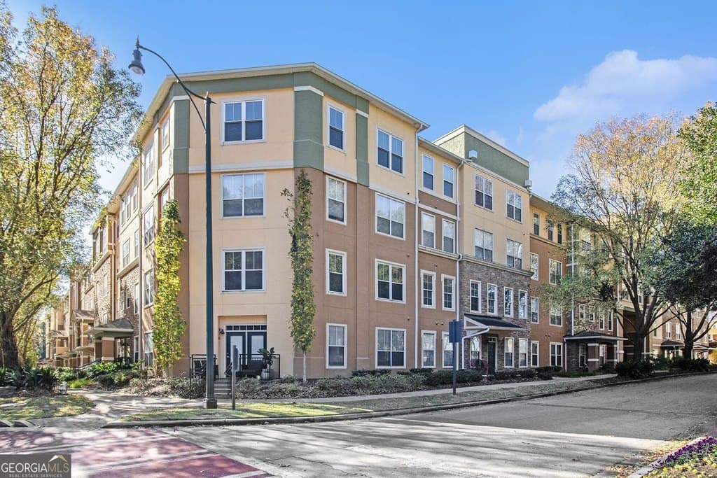 10 Perimeter Summit Blvd NE Unit 2112