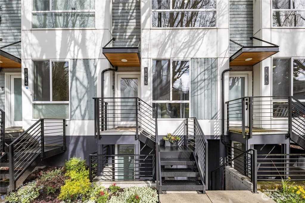 1816 15th Ave S, Seattle