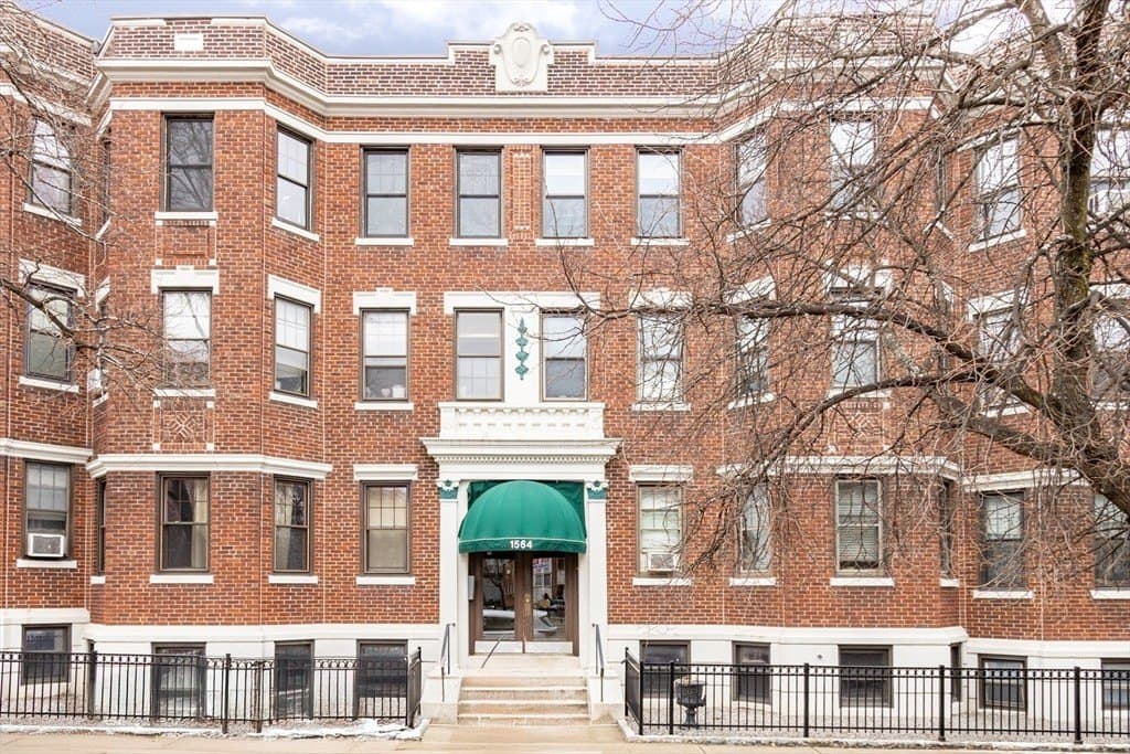 1564 Commonwealth Ave Apt 16