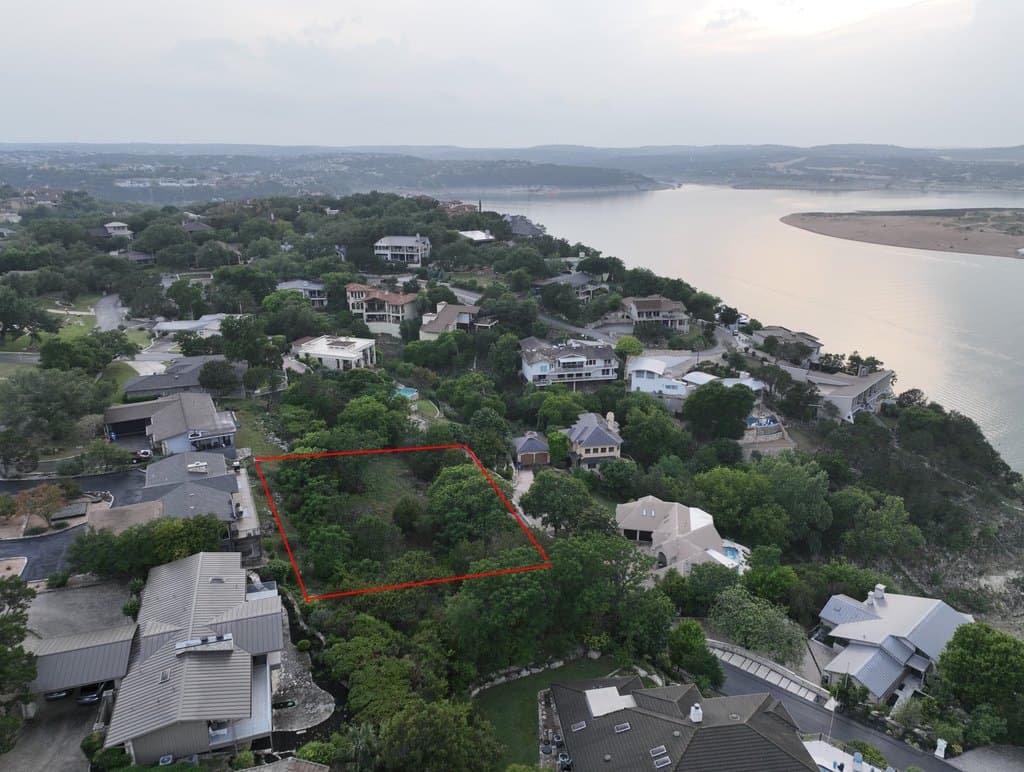 722 Cutlass, Lakeway