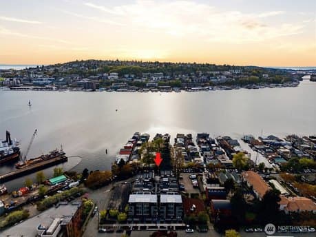 2010 Fairview Ave E Unit B