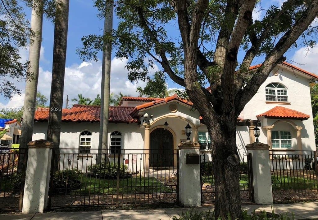 428 SW 28th Rd, Miami