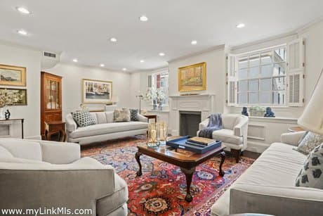 142 Chestnut St Unit 4-5