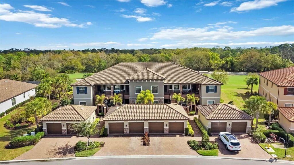 13828 Messina Loop Unit 203, Bradenton